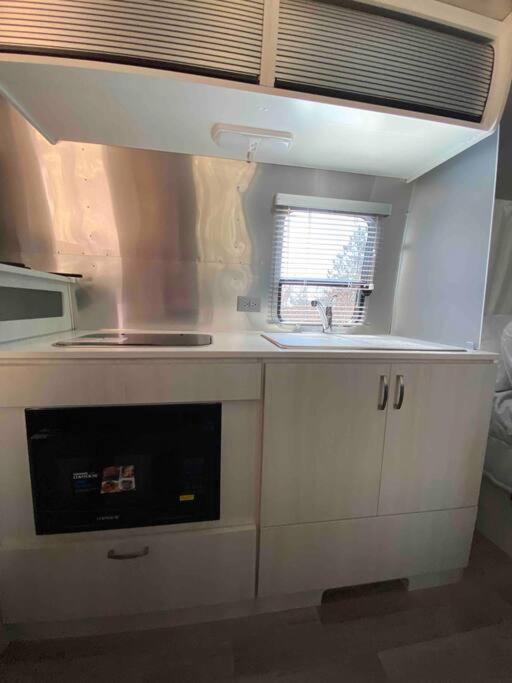 Modern Airstream With Amazing View - 10 To 15 Minutes From Kings Canyon National Park Dunlap Exterior foto
