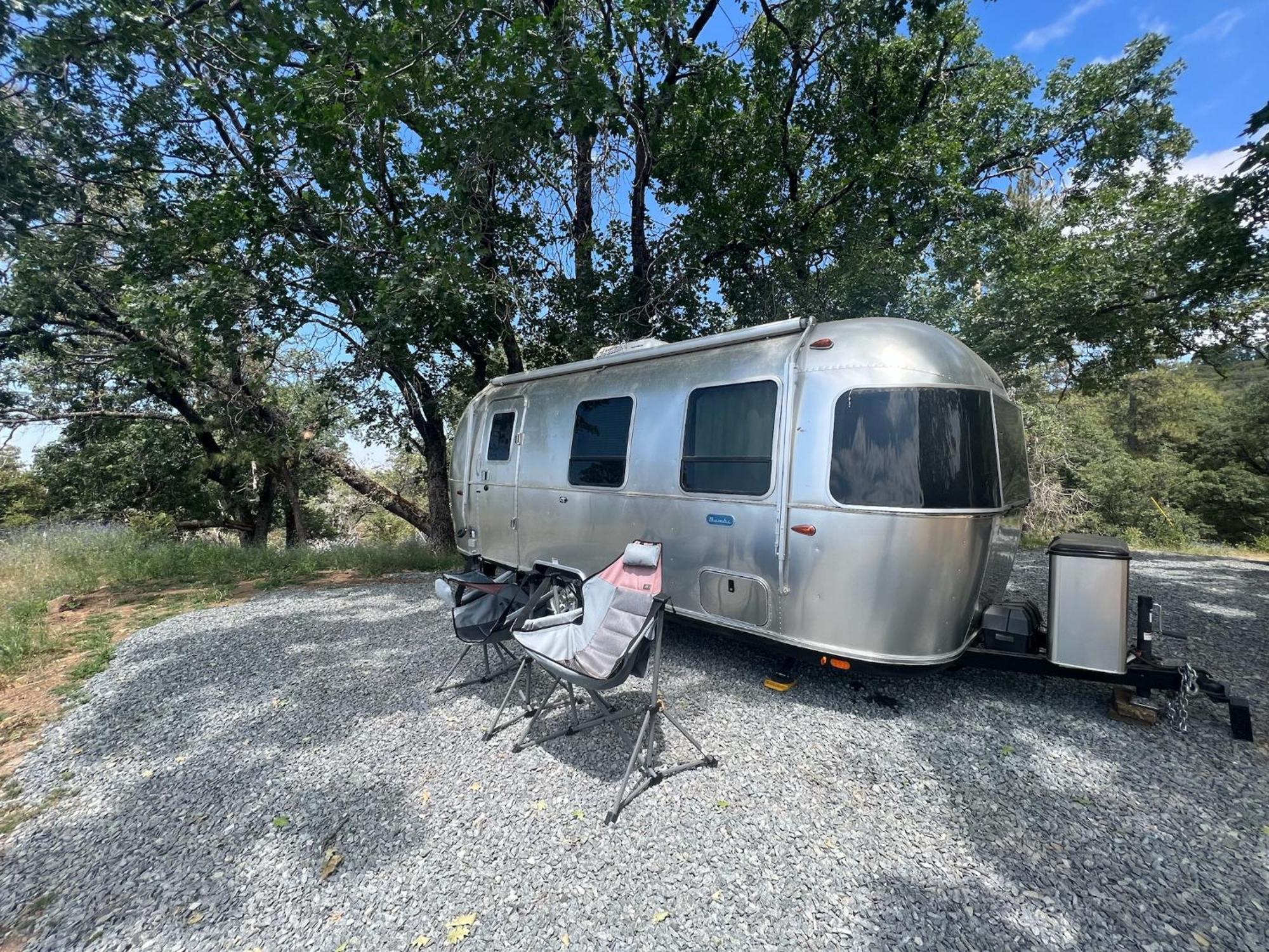 Modern Airstream With Amazing View - 10 To 15 Minutes From Kings Canyon National Park Dunlap Exterior foto