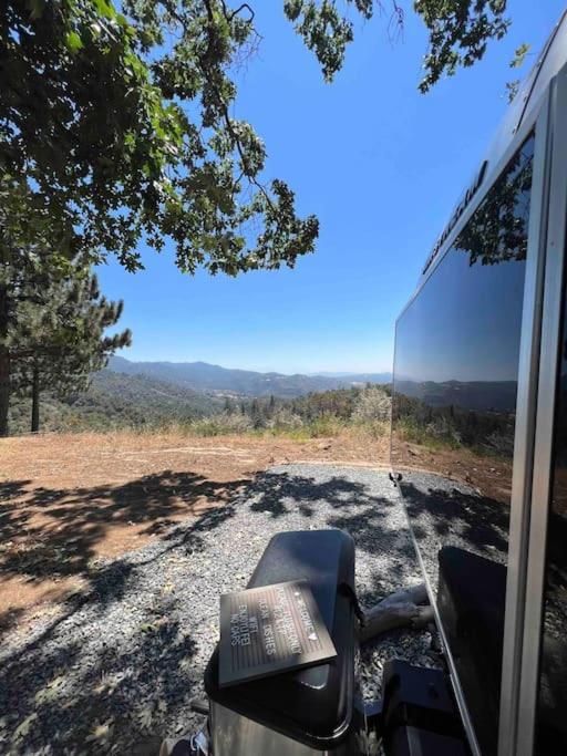 Modern Airstream With Amazing View - 10 To 15 Minutes From Kings Canyon National Park Dunlap Exterior foto