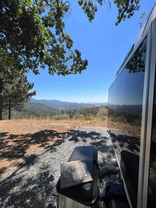 Modern Airstream With Amazing View - 10 To 15 Minutes From Kings Canyon National Park Dunlap Exterior foto